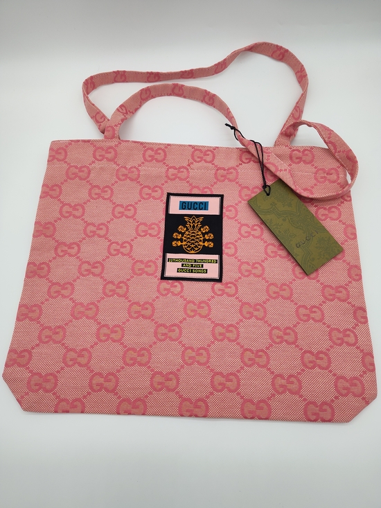 Gucci Handbags - GUCCI Pink GG Canvas Tote Pineapple Patch Resort Summer Zip Shopper NWT VIP